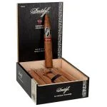 Charuto Davidoff Yamasa Piramide Pirâmide com capa colorado — dominicano