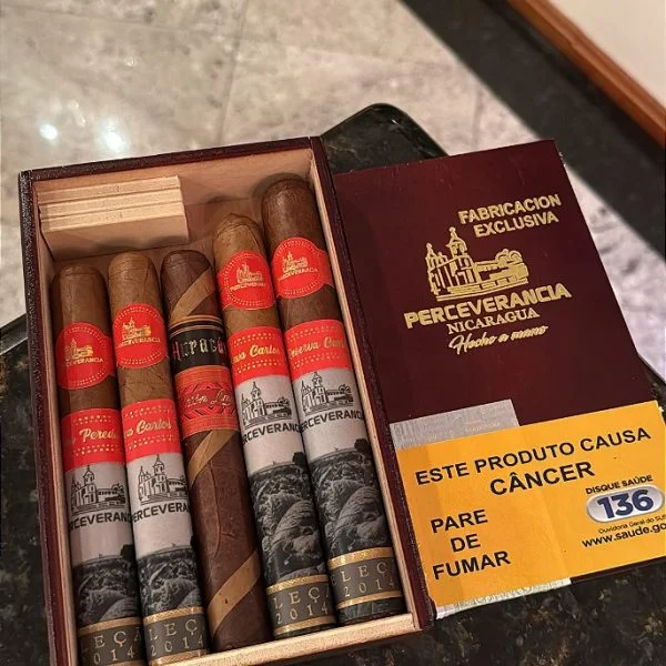 Charuto Perceverancia Toro — nicaraguense