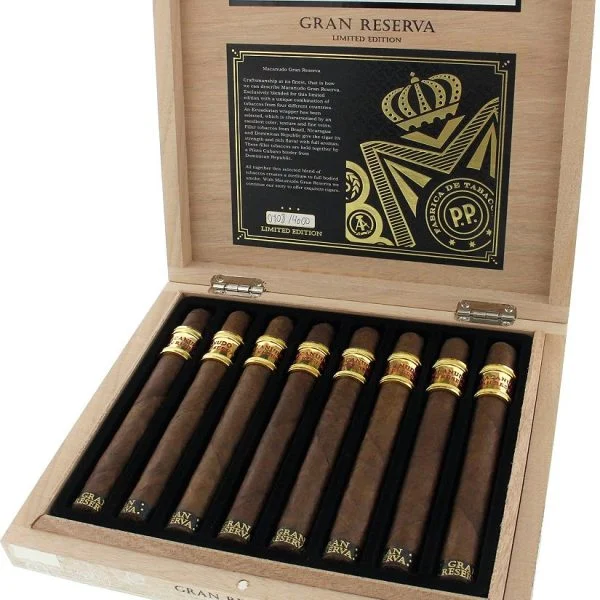 Charuto Macanudo Churchill GR LE 2020 com capa maduro — dominicano