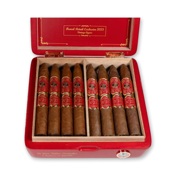 Estojo Don Polier Torpedo Vermelho aberto com charutos de anilha vermelha