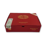 Caixa de papelão vermelha fechada Romeo y Julieta com vinte Nobles, oval dourado na tampa e selo de garantia verde