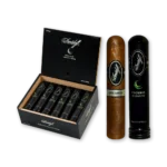 Caixa sampler Davidoff Escurio Robusto Tubos aberta com tubos ao lado