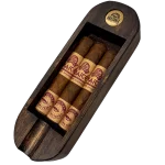 Charuto Grand Amazonia Maicé Dona Charuteira Robusto com capa claro
