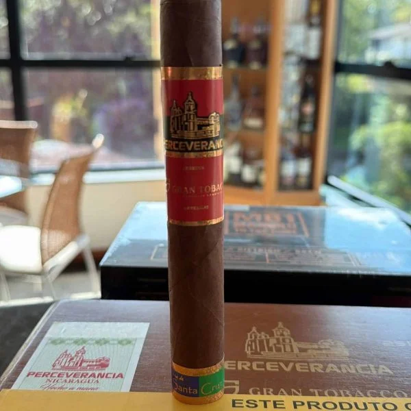 Charuto Perceverancia Gran Tobacco 56 PG Churchill — nicaraguense