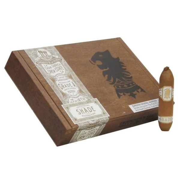 Charuto Drew Estate Figurado com capa claro — nicaraguense