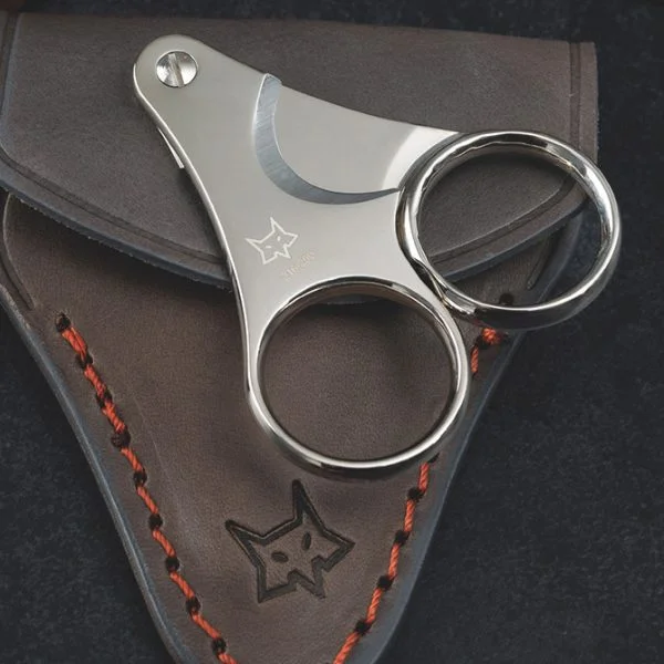 Cortador Fox Knives Nabucco prata fechado em perspectiva lateral
