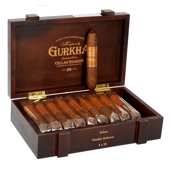 Charuto Gurkha Solara Double Robusto Cellar Reserve 21 Anos