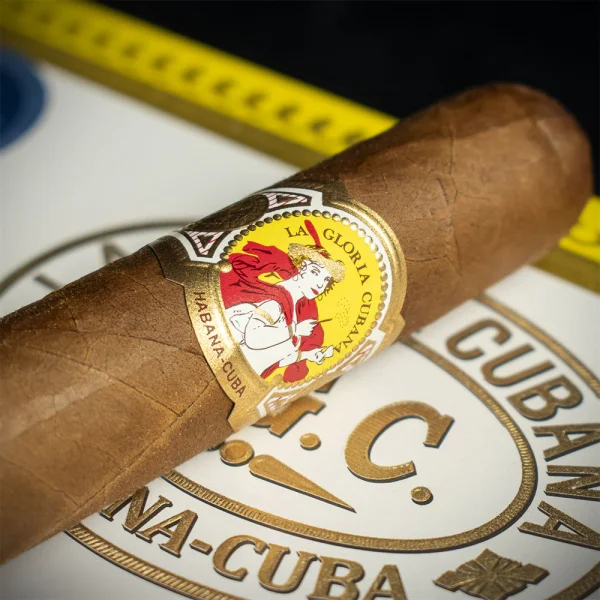 Charuto La Gloria Cubana Turquinos Robusto — cubano