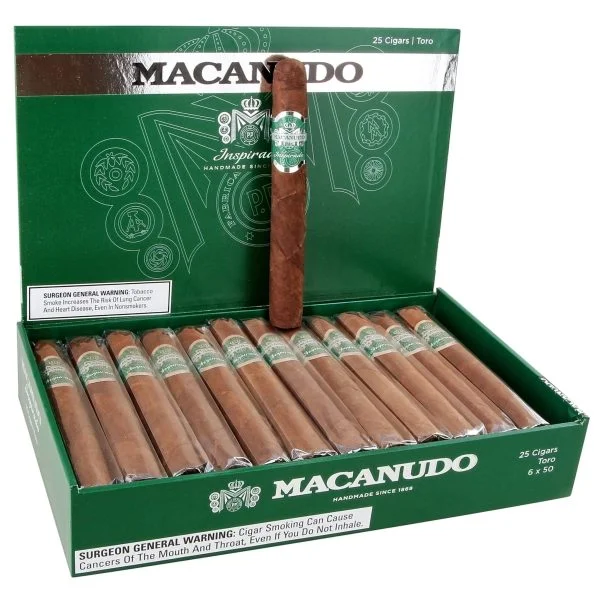Charuto Macanudo Inspirado Green Toro — dominicano