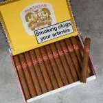 Charuto Partagas Petit Corona, vista secundária — cubano