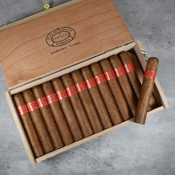 Charuto Partagas Serie D No.4 Robusto — cubano