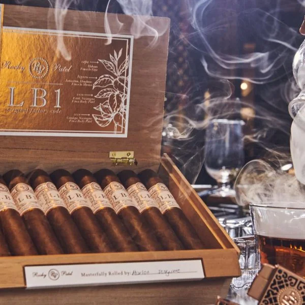 Charuto Rocky Patel LB1 Robusto — hondurenho