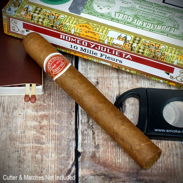Charuto Romeo y Julieta Mille Fleurs Corona — cubano