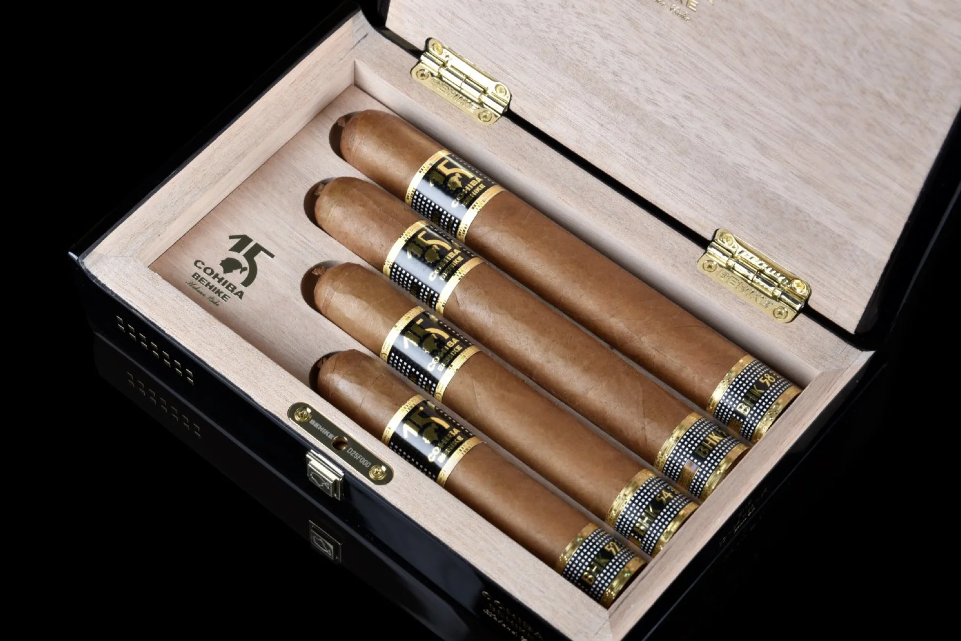 Cohiba Behike BHK 56 — charuto cubano mais valorizado por colecionadores no mercado secundário internacional