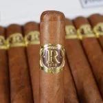 Charuto Vegas Robaina Famosos Corona, embalagem — cubano