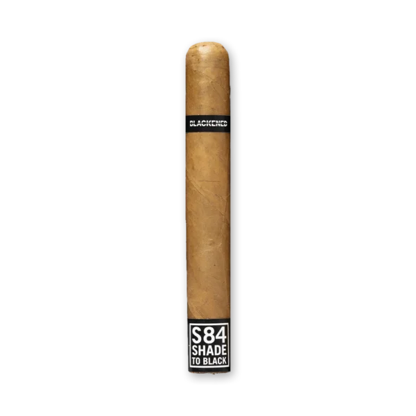 Charuto Blackened S84 Shade to Black com capa clara e anilha preta